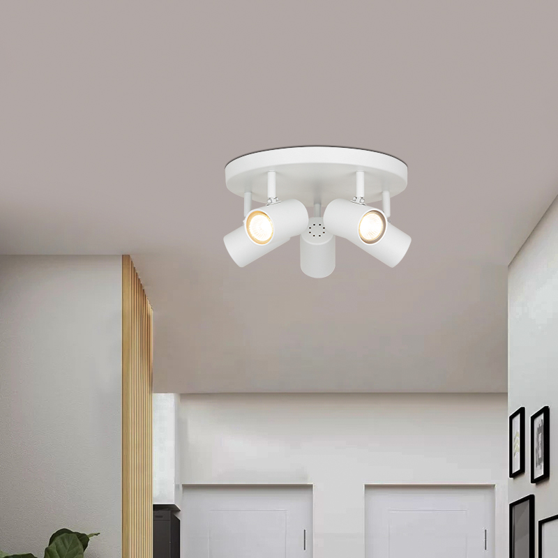 Nordisk inspireret indbygningsloftslampe med enkelt design og 5 GU10 pæreholdere i Sandy White